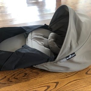 Babyzen yoyo infant bassinet grey